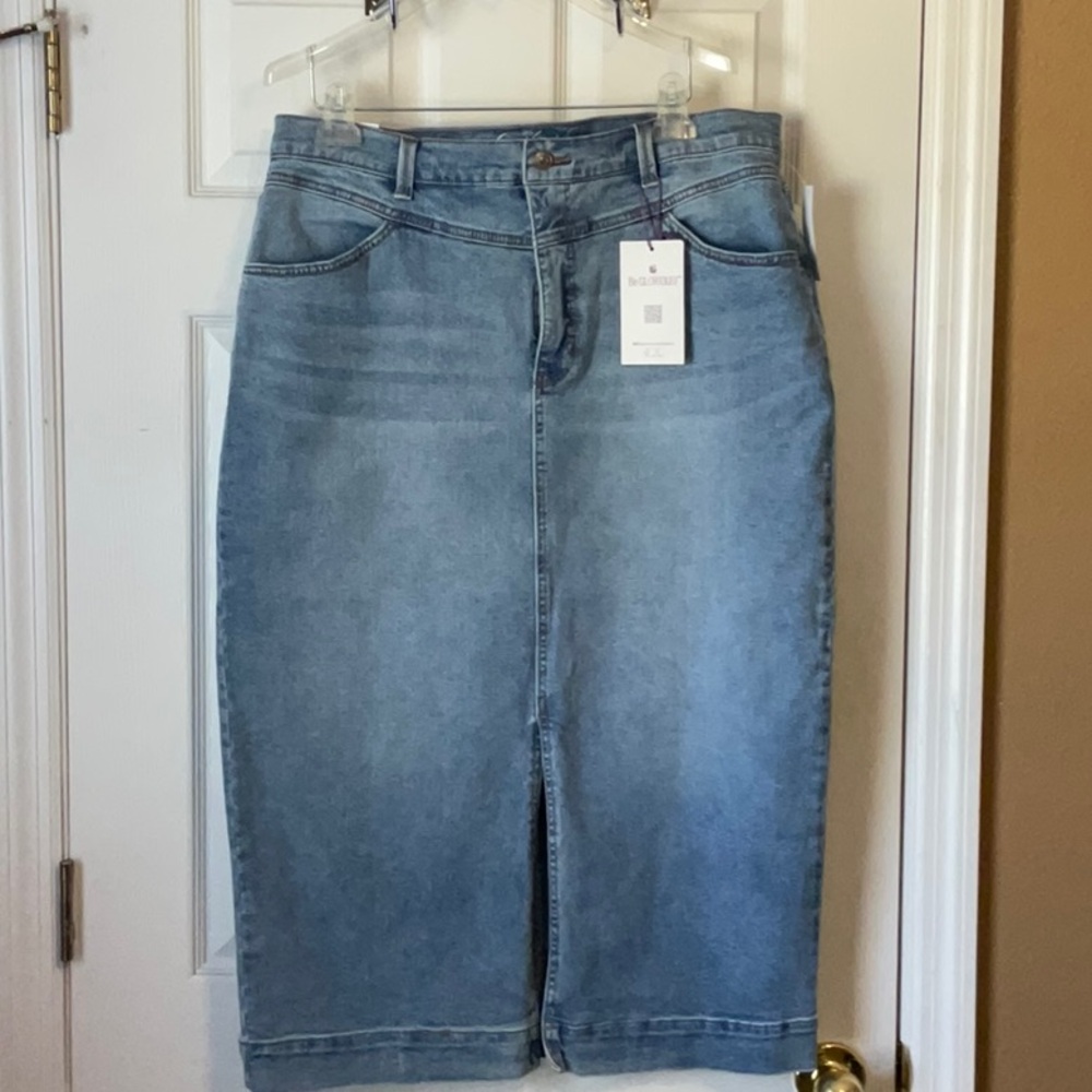 Gloria Vanderbilt Slimming Effect Women’s High Waisted Midi Denim Skirt Size 16